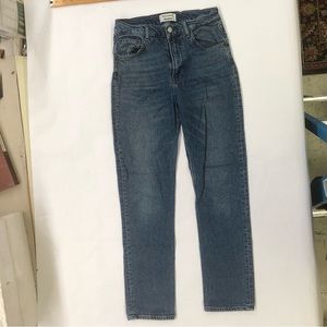 Reformation jeans Lagan’s wash.  10.5” rise W28 L29